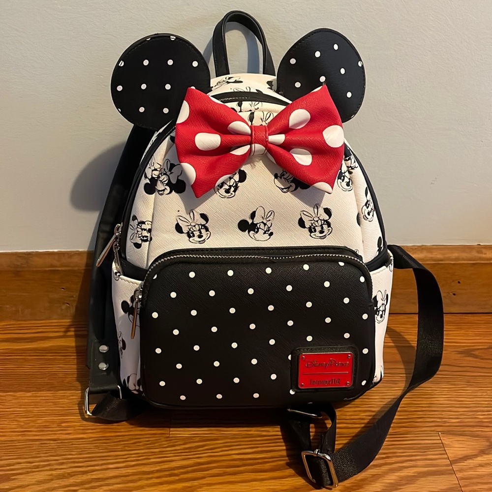Vintage Minnie Loungefly Backpack